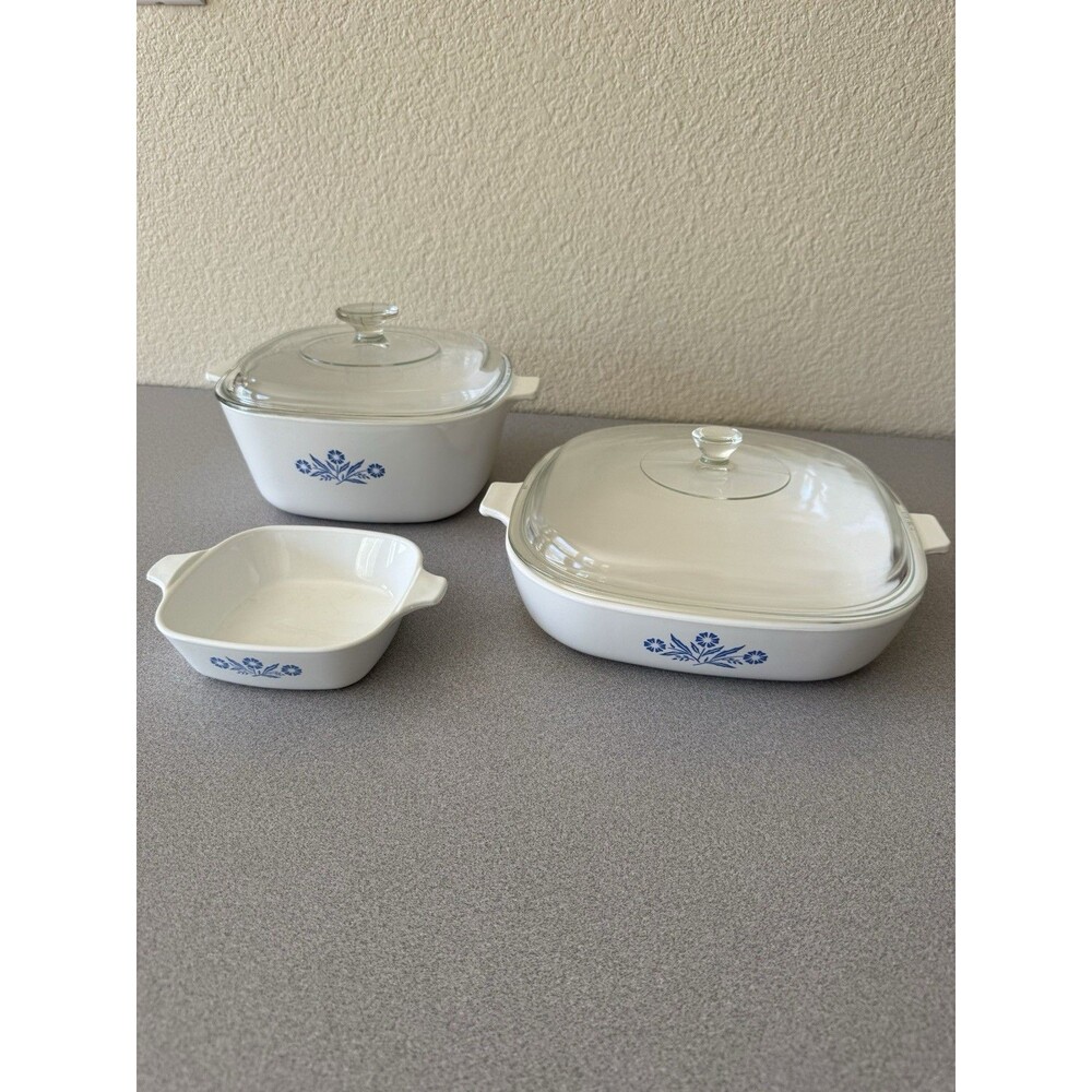 Vintage CorningWare Blue Cornflower 3 Pc Set P-10-B P-2 1/2-B P-41 w/ Lids